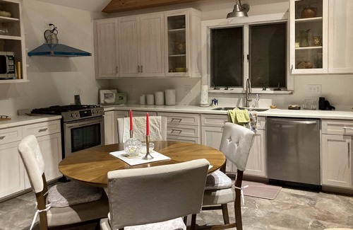Hammondsport House | Spacious, Updated Home with Bluff-views on Keuka's Wine Trail