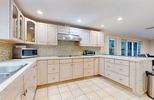 Bel Air House | Spacious & sunny retreat with private pool & patio - near beaches & golf