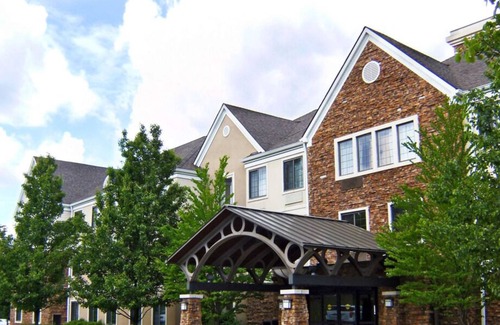 Parsippany House | Spacious Good-Value Accommodation! Free Parking, Pet-friendly Property