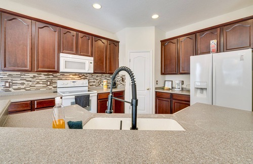 Kissimmee House | Spacious Vacation Rental w/Yard in Kissimmee!
