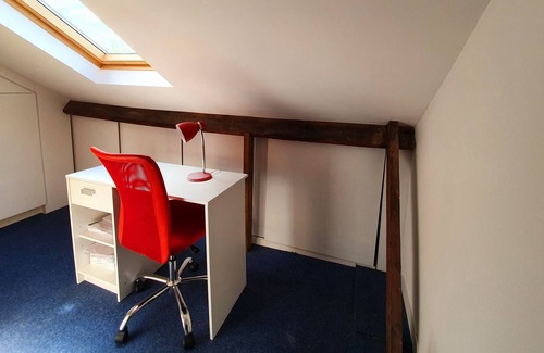 Wimbledon Apartment | Spacious Victorian Wimbledon Flat on leafy street