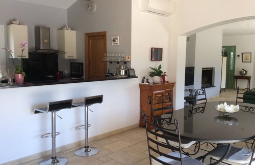 Sillans-la Cascade Villa | SPACIOUS VILLA IN A QUIET LOCATION IN SILLANS-LA-CASCADE IN PROVENCE 3BEDROOM- 2BATHROOM