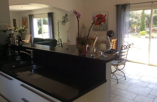 Sillans-la Cascade Villa | SPACIOUS VILLA IN A QUIET LOCATION IN SILLANS-LA-CASCADE IN PROVENCE 3BEDROOM- 2BATHROOM