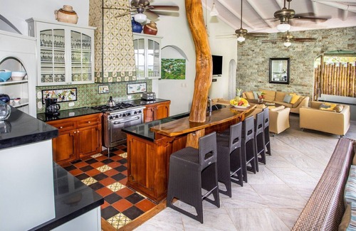 Manuel Antonio Villa | Spacious Villa, 3 Pools, Rooftop Sundeck, Ocean Views, Chef Included