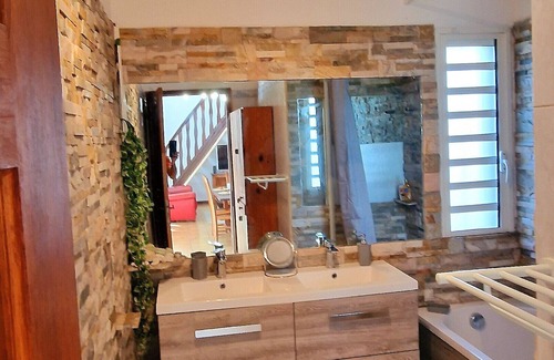 Saint-Paul Villa | Spacious villa for 8 people with salt pool 10m*6m.located in Saint-Paul