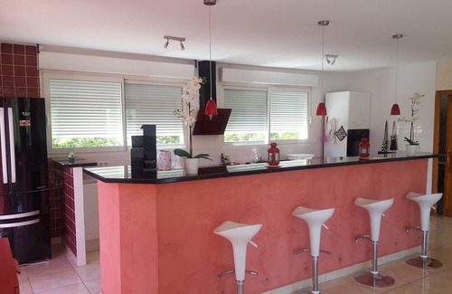 Aubenas Villa | Spacious villa