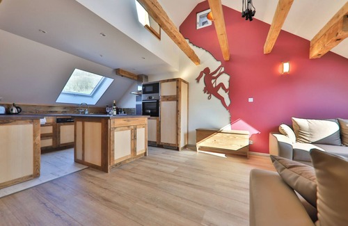 Sondernach Villa | Spacious Villa Hohneck 15 pers 8ch large living room wifi sauna