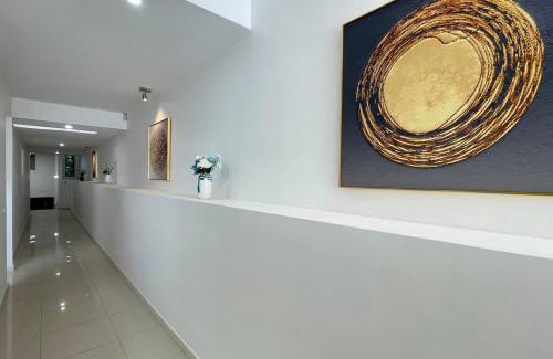 Canterbury House | Spacious Villa Holiday Staycation in Canterbury East of Melbourne