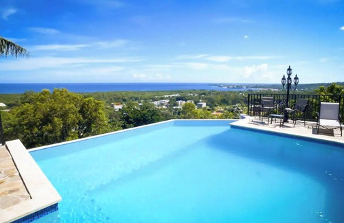 Sosua Abajo Villa | Spacious villa in charming Sosúa with WiFi, AC for ultimate relaxation