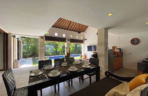 Seminyak Villa | Spacious Villa in Petitenget Top Location