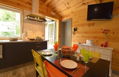 Vieuxville House | Spacious Villa Near River