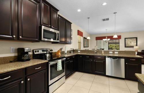 Davenport Villa | Spacious Villa, Pool, Spa & Bbq Near Disney