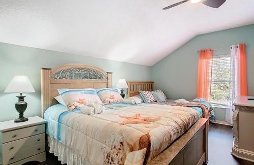 Four Corners House | Spacious Villa W Pool & Spa-low October Rates