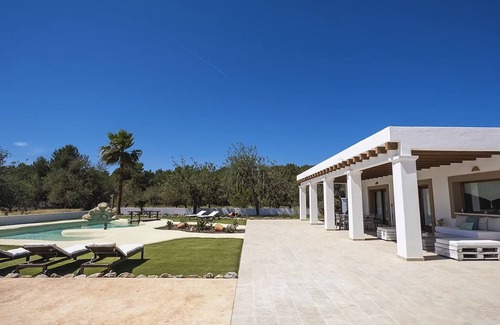 Sant Joan de Labritja Villa | Spacious villa with games area