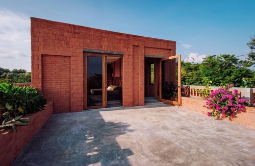 Puerto Angel Villa | Spacious villa with 7 bedrooms, 2 swimming pools, pool table & ocean views