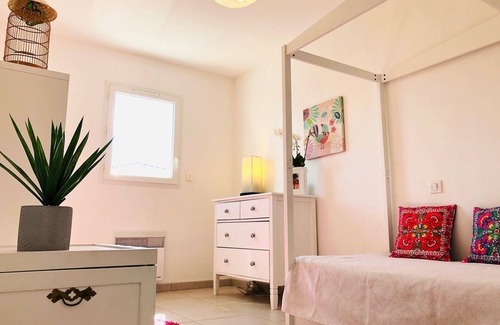 Vendargues Villa | Spacious villa with pool & jacuzzi / 20mn beach
