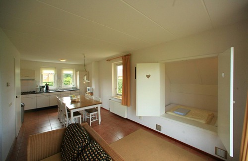 Tynaarlo House | Spacious Villa with Parking