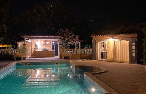 Bompas Villa | Spacious villa with private pool max 14 people near the beach