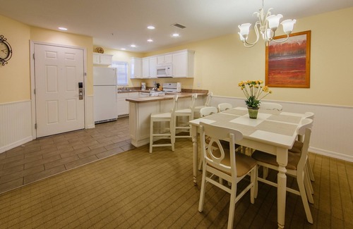 Canyon Lake Villa | Spacious Villa with Access to 6 Pools