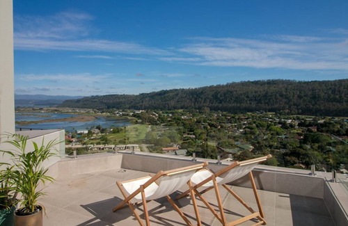 Sedgefield Villa | Spacious villa with amazing views
