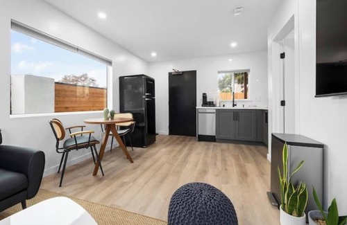 Los Angeles House | Spacious w/1BR 1bath - near DTLA East Los Angeles