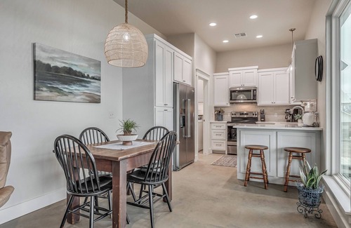 Eufaula House | Spacious Waterfront 3 Bed, 2 Bath – Boat Parking Available!