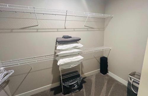 Grandville Apartment | Spacious Wyoming MI Getaway- Minutes to GR