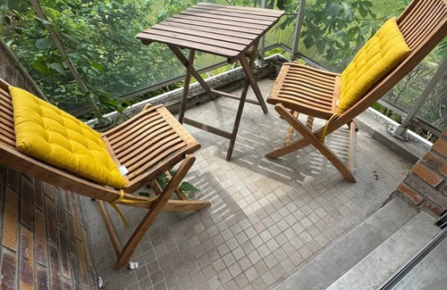 Issy-les-Moulineaux Apartment | Spacious77 M² 3-room apartment with balcony overlooking inner garden