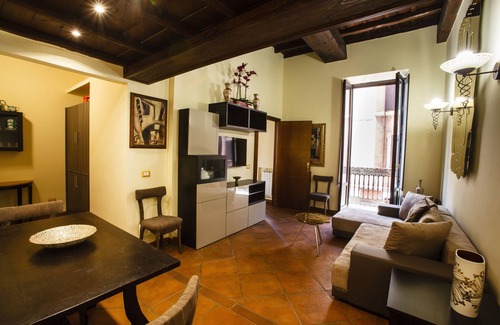 Rione III Colonna Apartment | Spagna Luxury Apartment