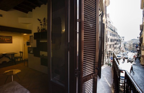 Rione III Colonna Apartment | Spagna Luxury Apartment