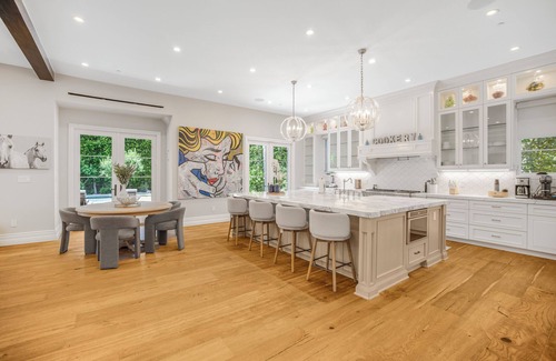 Beverly Hills House | Spalding BH Mansion: Spanish Charm Meets Modern Luxury w/Theater, Pool & Spa