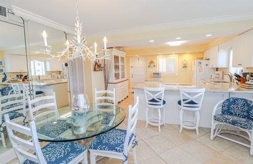 St. Augustine Beach Apartment | Spanish Trace 247-Beautiful Oceanfront Condo!