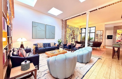 Saint-Merri Apartment | Sparissimo, 6 bedrooms/4 bathrooms, 14 people, 220 m²