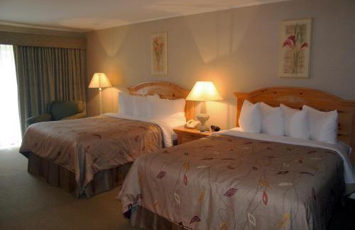 Chincoteague Hotel | Spark by Hilton Chincoteague Island
