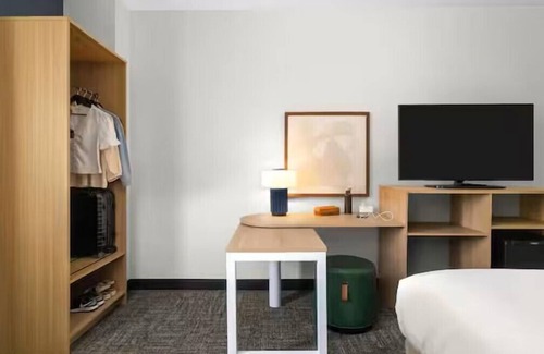 Kent Hotel | Spark by Hilton - Kent, Seattle