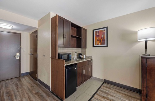 Kimball Hotel | Spark by Hilton Kimball