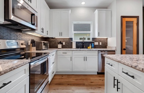 Tallahassee House | Sparkling brand new home 4.9 miles from Doak Campbell Stadium