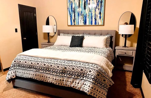 Odessa House | Sparkling clean 3 bedroom townhome