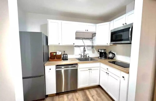 South San Jose House | Sparkling clean fully remodeled 1 bed 1 bath house