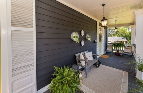 York Apartment | Sparkling Clean Historic Liberty Belle