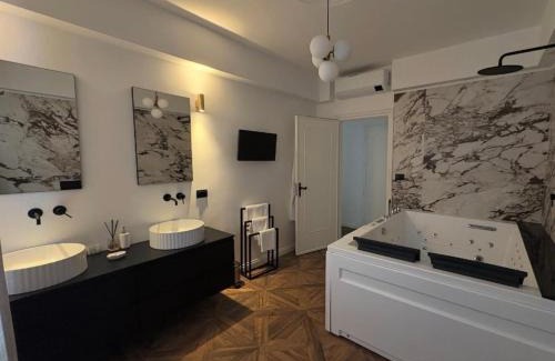 Dolceacqua House | Sparkling Suite