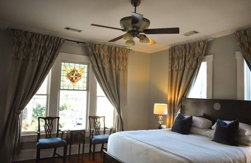 Monroe Hotel | Sparrow Grove Manor