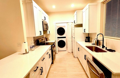 Spartanburg House | Spartanburg 3-Bedroom Home with AC & WiFi , 5 Mins to Downtown Dining & Cafés