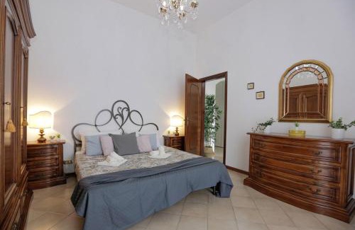 Massa Apartment | Spazioso appartamento con Giardino a Parcheggio Gratuito