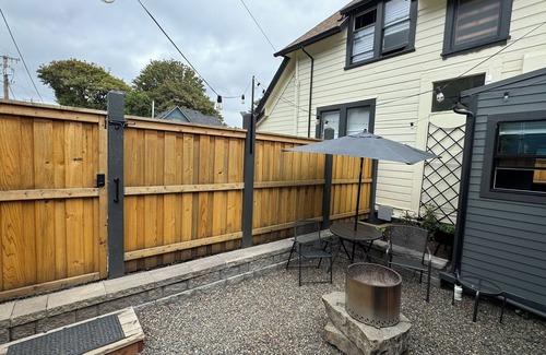 Market District Apartment | Speak Easy Eugene , Oregon. Located between Downtown and Whiteaker District