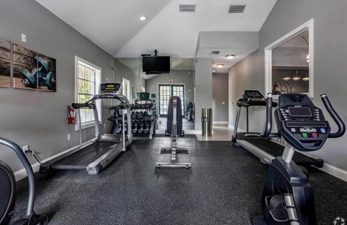Trailer Estates Apartment | Special Apartment 1BR with Gym and Parking