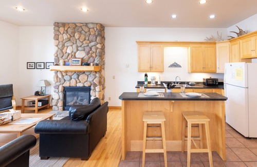 Tofte House | Special Lake Superior Townhome in Tofte, MN! 3 bdrm., 3 ba., w/Space to Gather