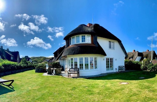 Rantum House | Special price from 22.8.23 - 12.9.23 20%