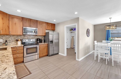 West University House | *Special* Reno Retreat~UNR~Family~Downtown~Shops