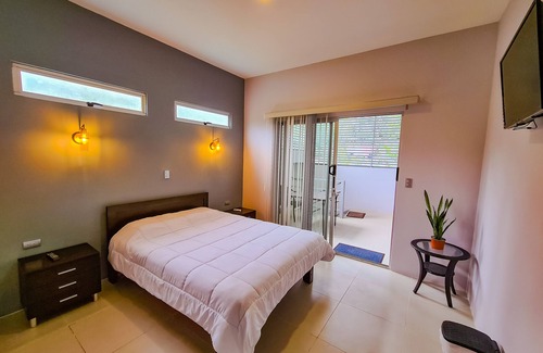 Cocles Cabin | Special room for long stays, comfortable, spacious, private and safe